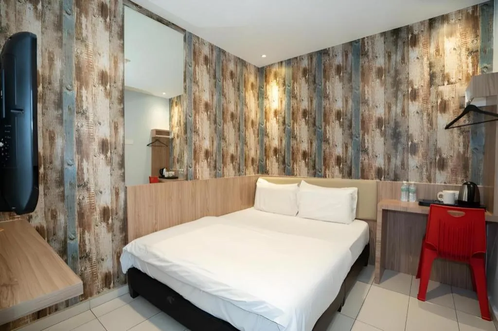 Bed in Cappuccino Hotel @ Mount Austin