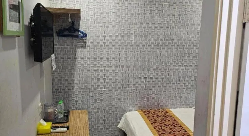 Bed in One Home Hotel