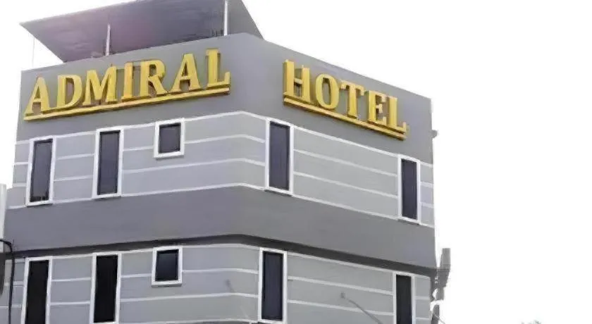Admiral Hotel