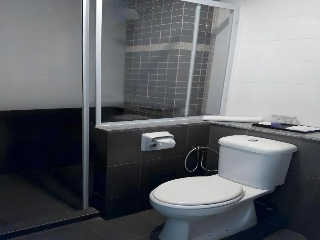 Grand Medallion Hotel