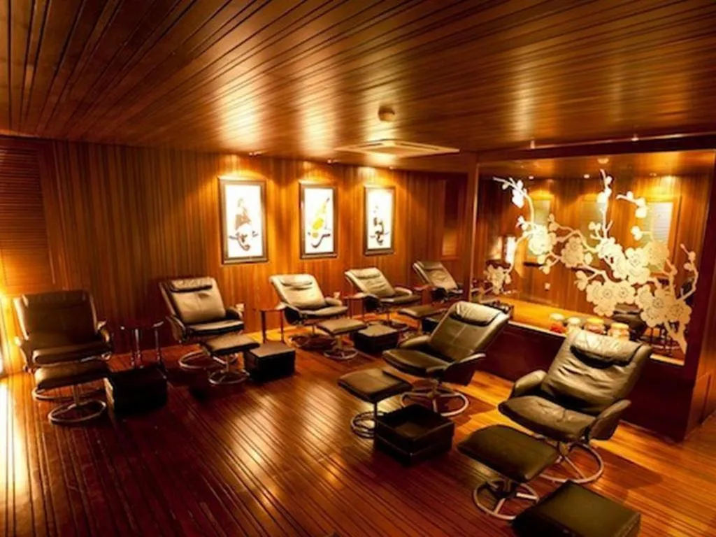 Grand Medallion Hotel