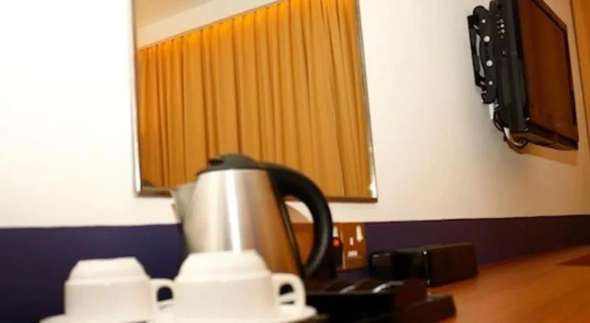 Grand Medallion Hotel