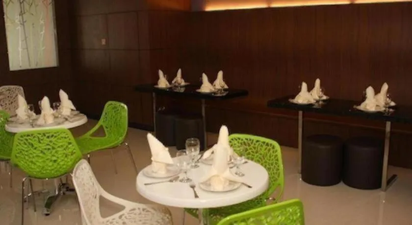 Grand Medallion Hotel