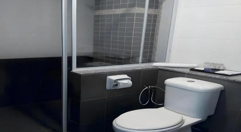 Grand Medallion Hotel