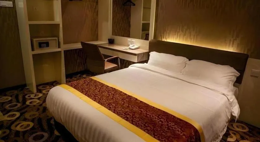 Bed in Golden Valley Hotel