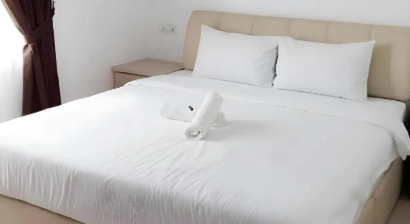 Bed in Peach Hill Hotel & Cafe