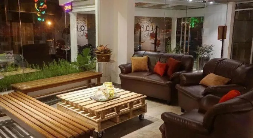 Riverine Garden Hotel