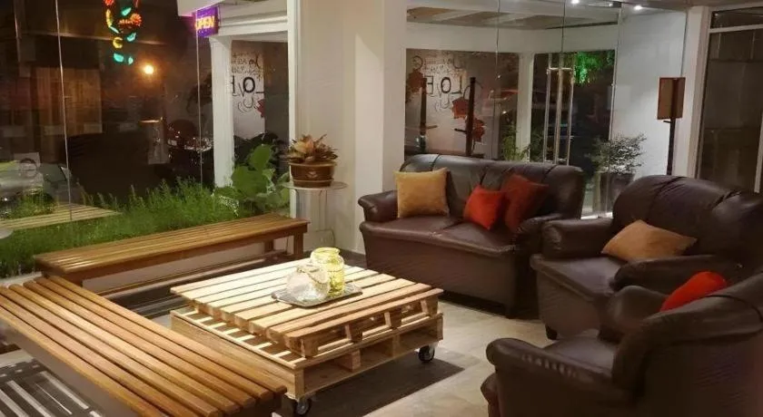 Riverine Garden Hotel