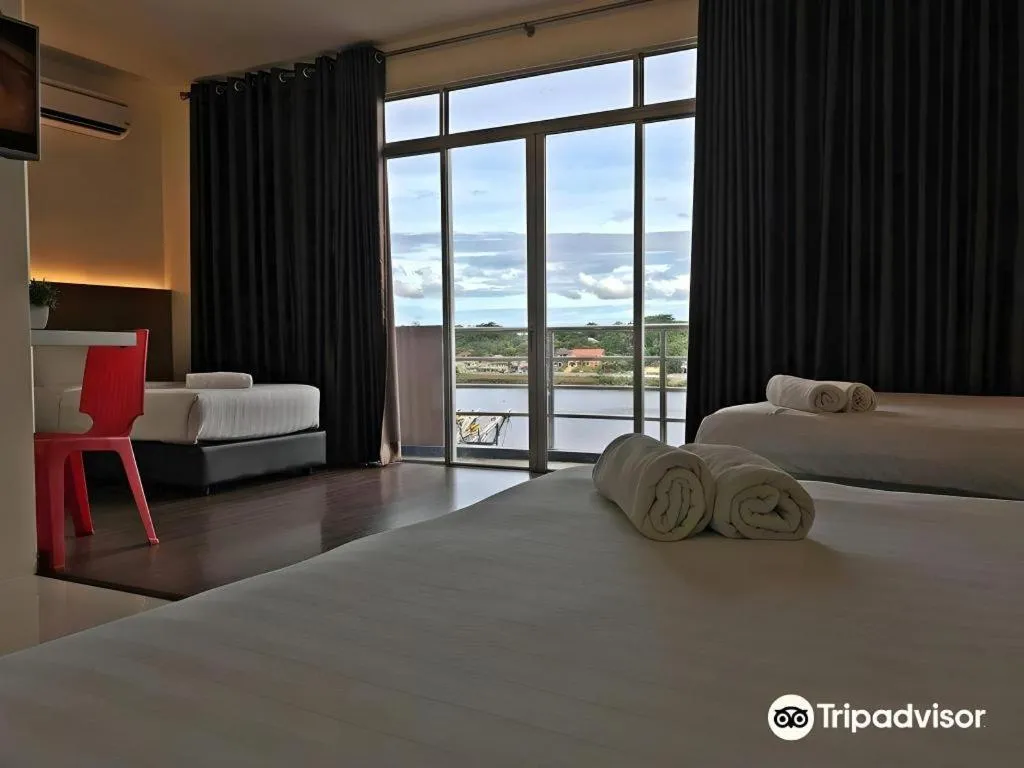 Bed in Place2Stay Business Hotel @ Waterfront