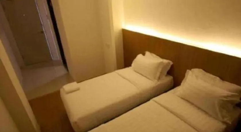 Bed in Place2Stay Business Hotel @ Waterfront