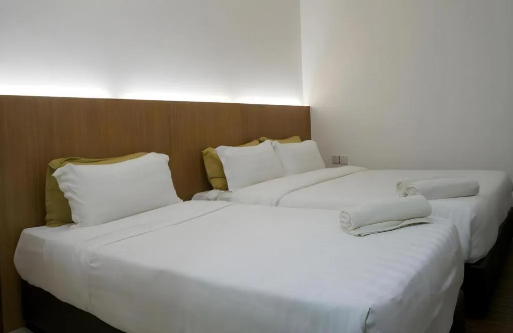 Bed in Place2Stay Business Hotel @ Waterfront