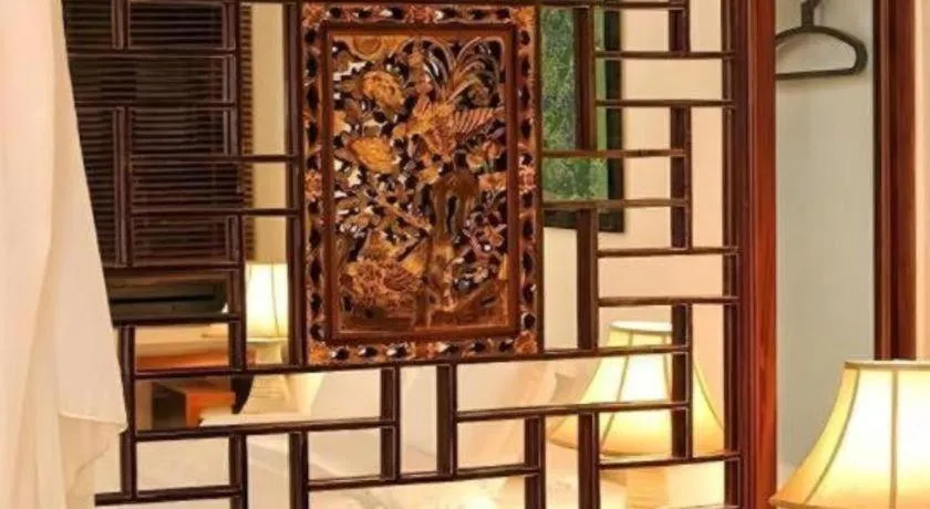 Courtyard at Heeren Boutique Hotel