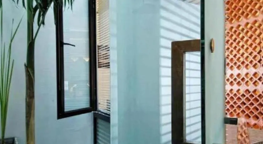 Courtyard at Heeren Boutique Hotel