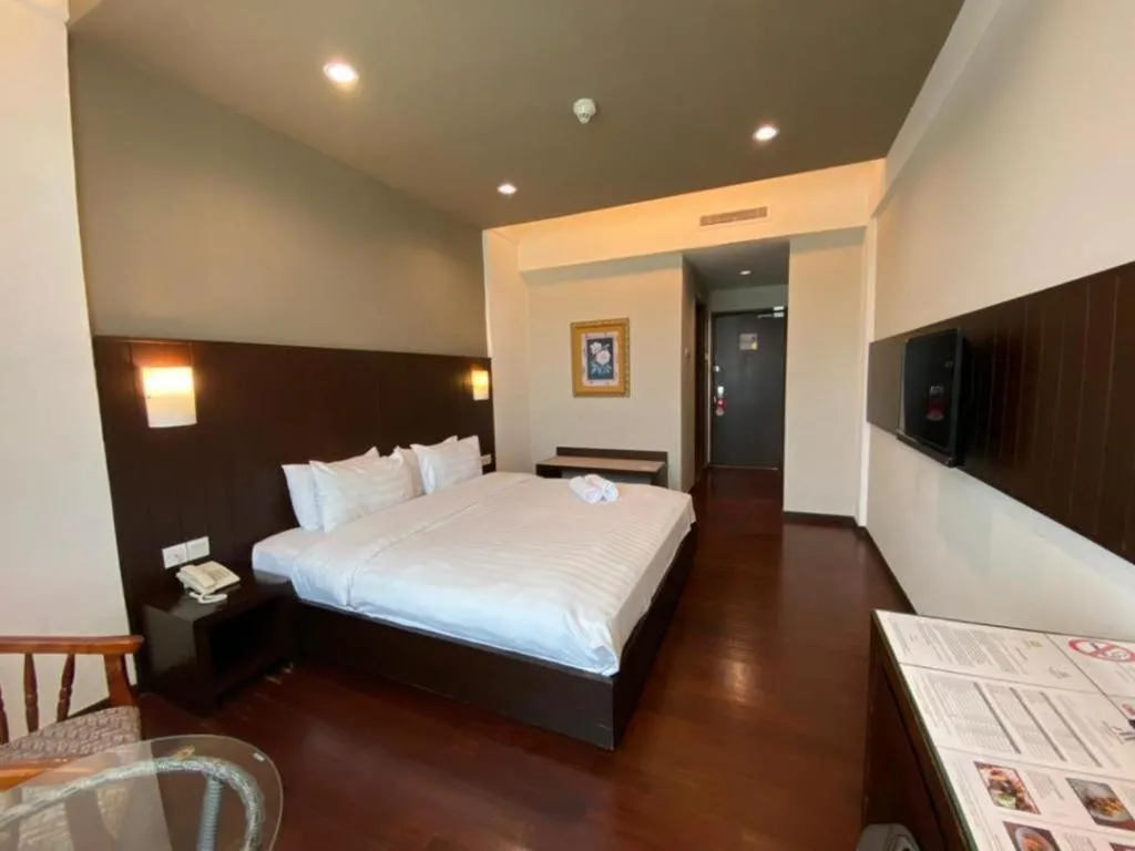 Bed in Kemena View Hotel Kuching (formerly known Merchant Hotel Kuching)