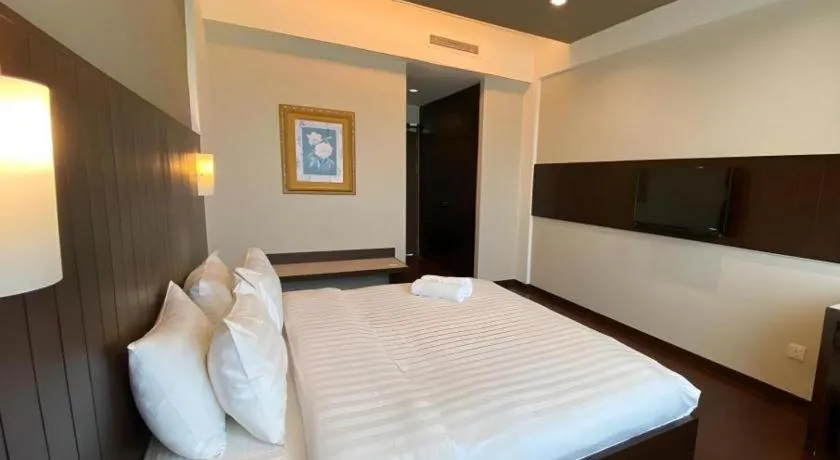 Bed in Kemena View Hotel Kuching (formerly known Merchant Hotel Kuching)