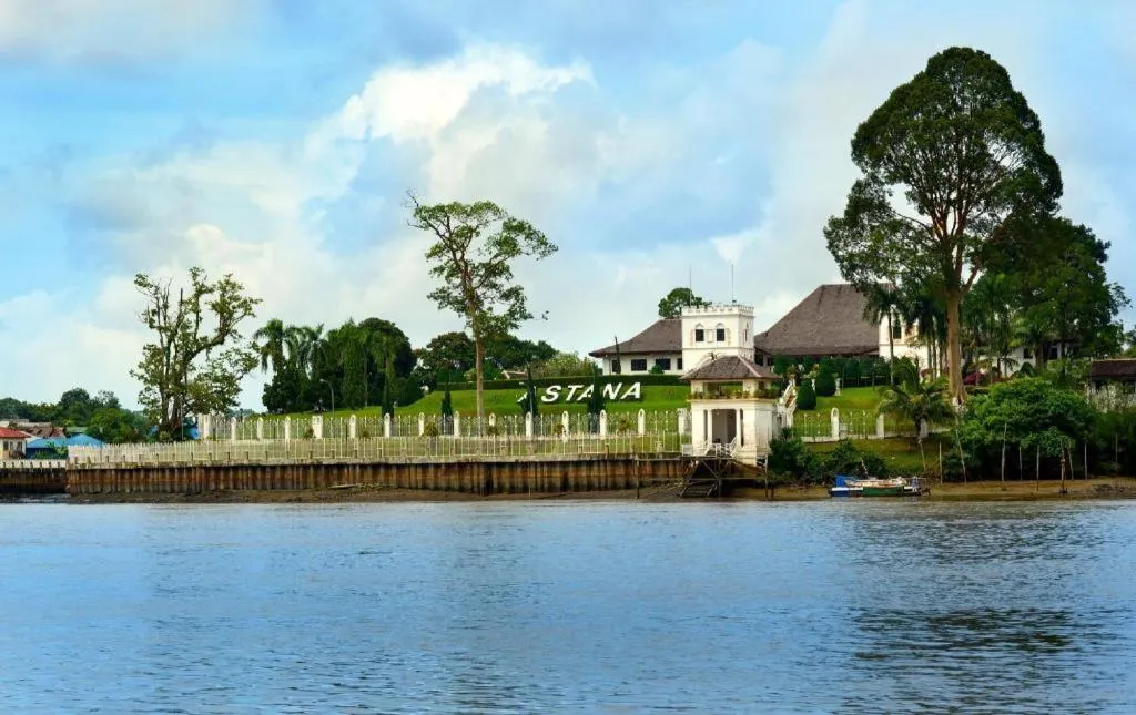 Place2Stay Business Hotel @ Metrocity