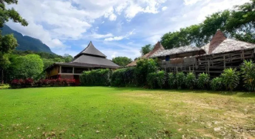 Place2Stay Business Hotel @ Metrocity