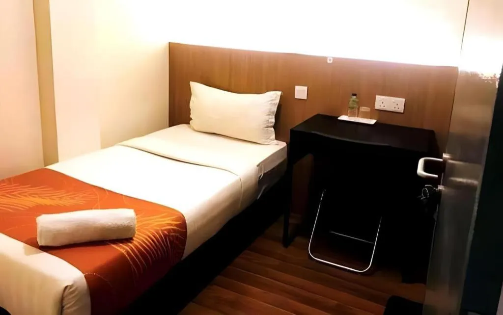 Bed in Place2Stay @ The Mines