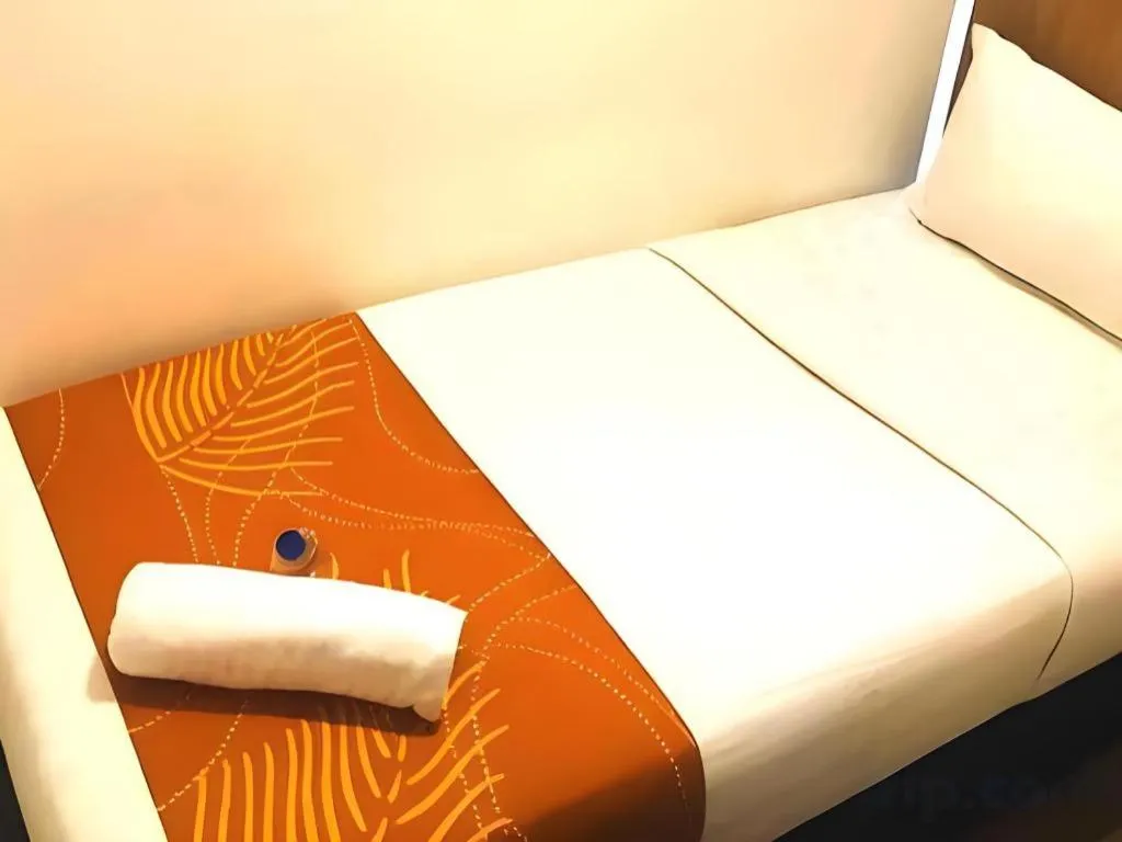 Bed in Place2Stay @ The Mines