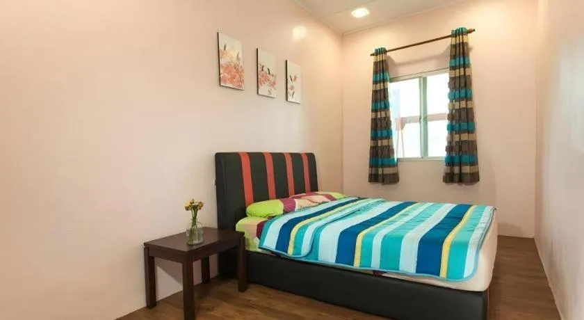 Bed in Happy Village Kundasang