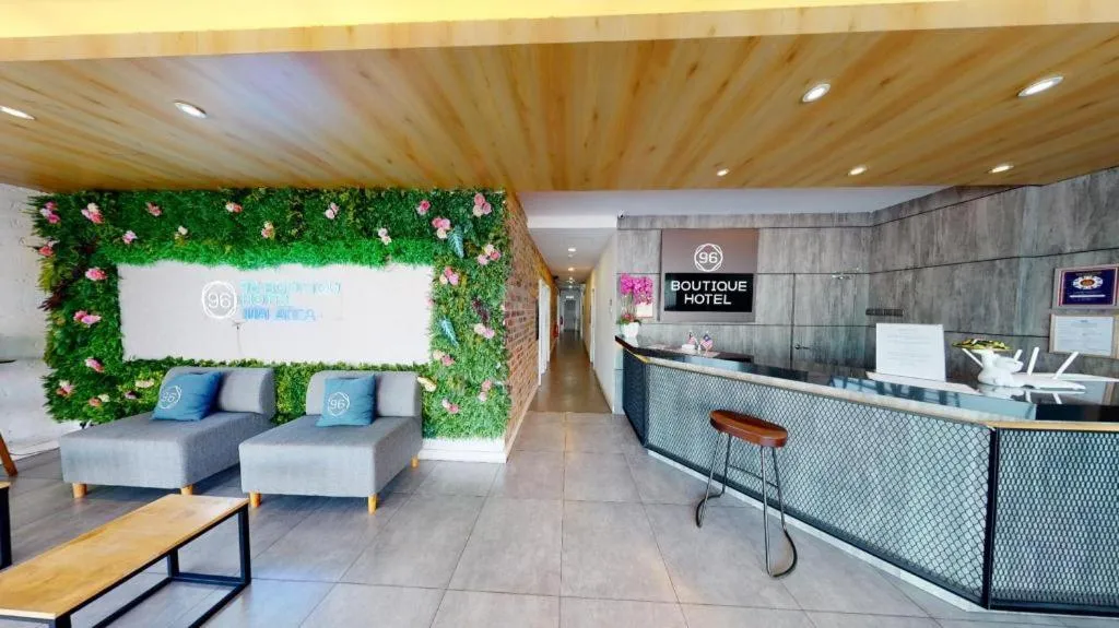 96 boutique hotel