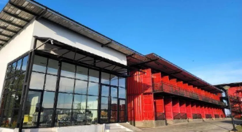 Semporna Seaview Hotel