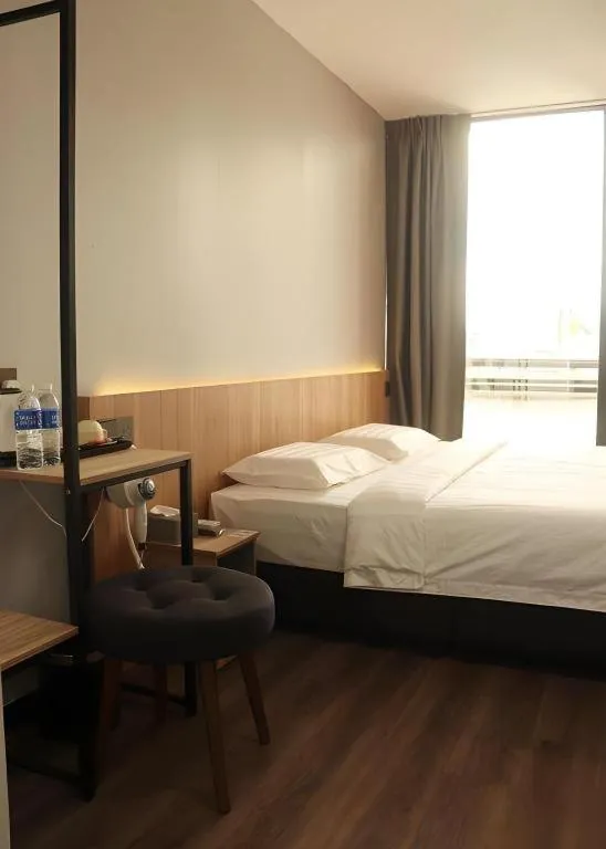 Bed in Semporna Seaview Hotel