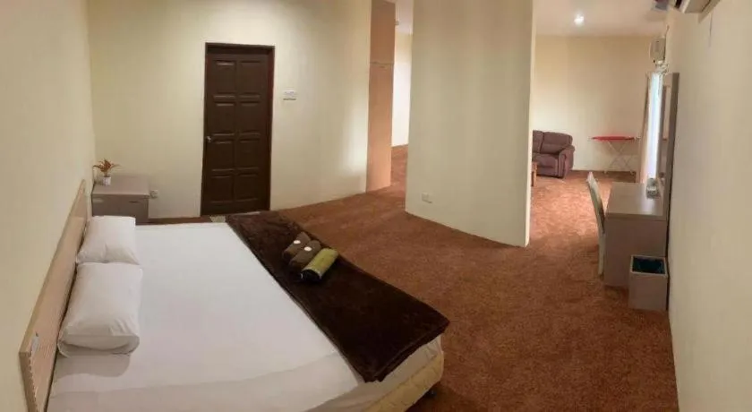 Bed in PAHANG REST HOUSE @ BERA