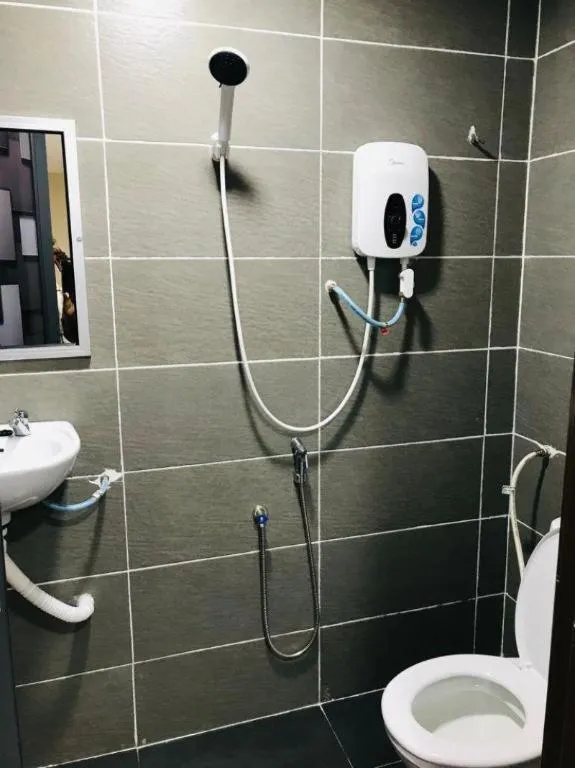 GEORGETOWN @ NEW WAVE HOTEL