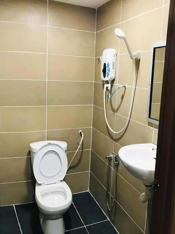 GEORGETOWN @ NEW WAVE HOTEL