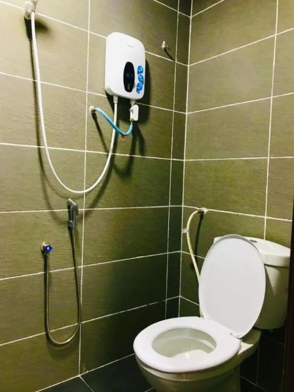 GEORGETOWN @ NEW WAVE HOTEL