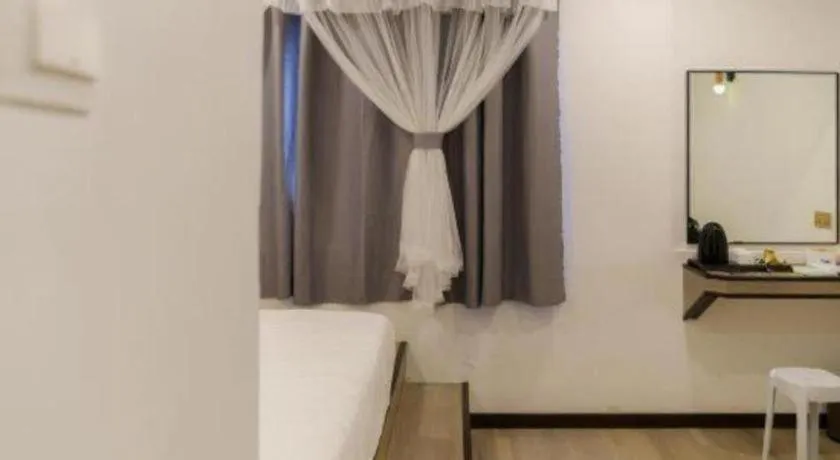 Ru Jia Hai She Hotel