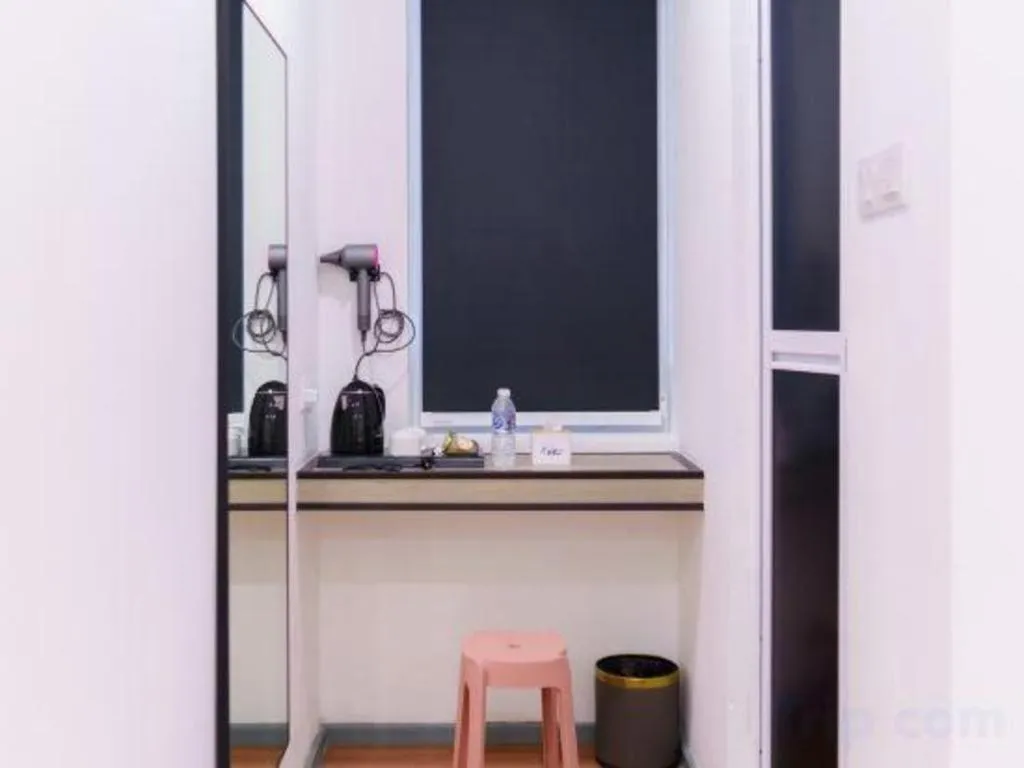 Ru Jia Hai She Hotel