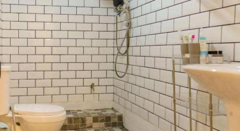 Ru Jia Hai She Hotel