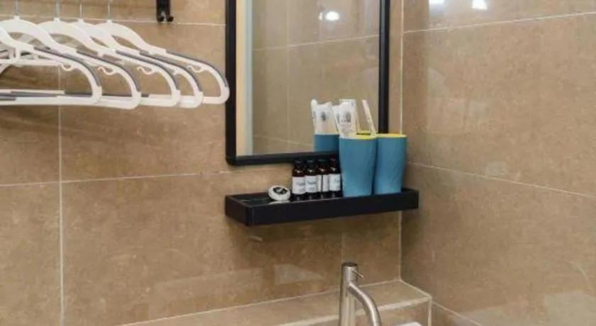 Ru Jia Hai She Hotel