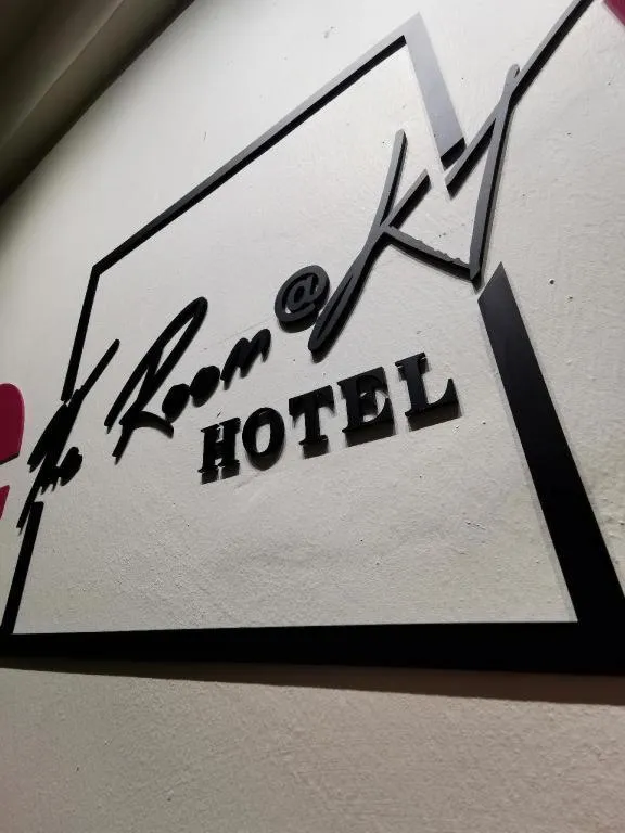 THE ROOM @ KT HOTEL
