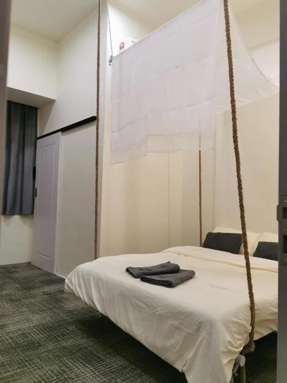 Bed in THE ROOM @ KT HOTEL