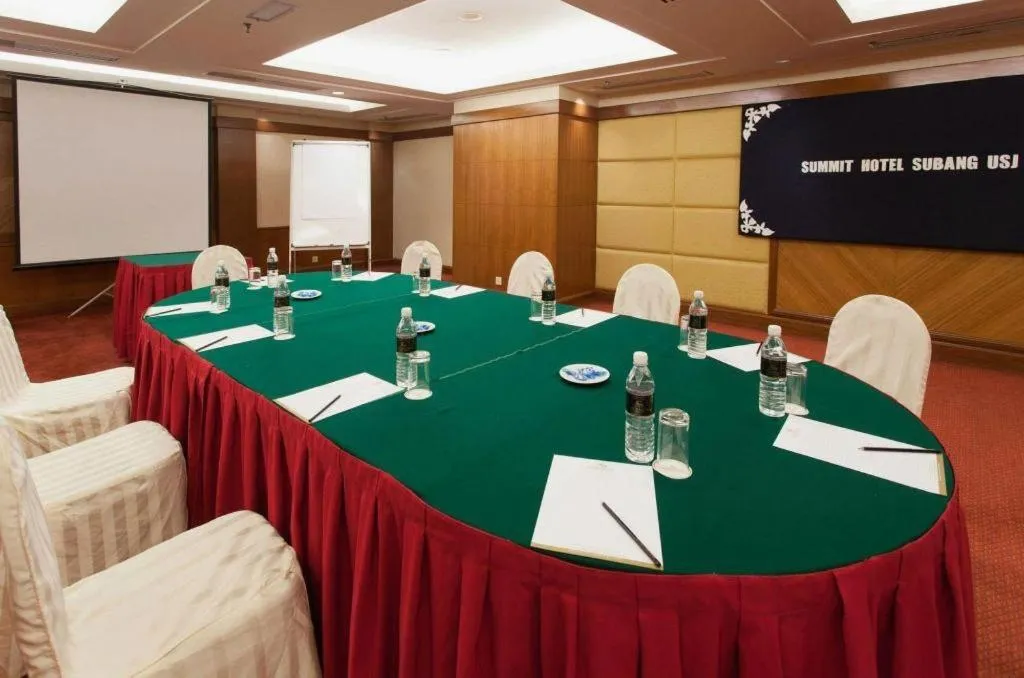 Summit Hotel Subang USJ