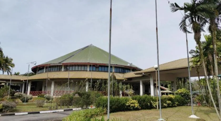 OYO 89972 Borneo Paradise Beach Hotel