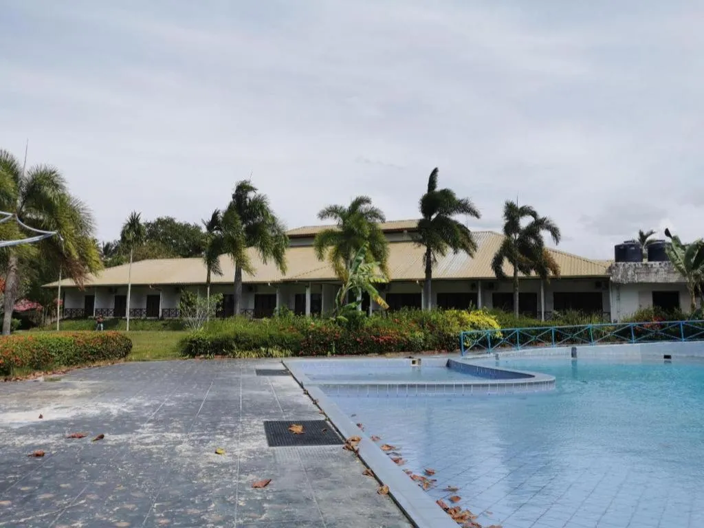 OYO 89972 Borneo Paradise Beach Hotel