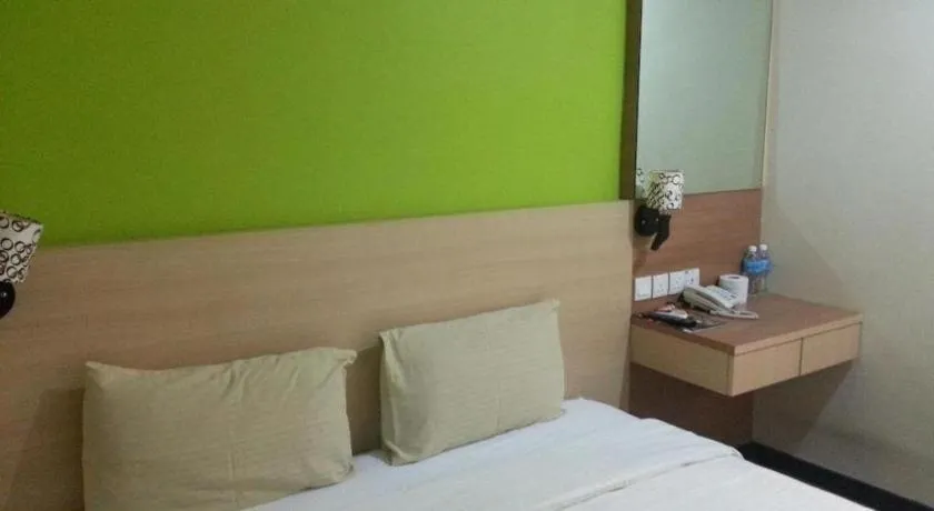 Bed in Maxim Hotel Kota Kinabalu