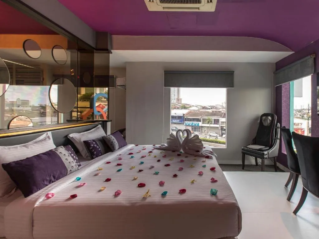 Bed in Bliss Boutique Hotel