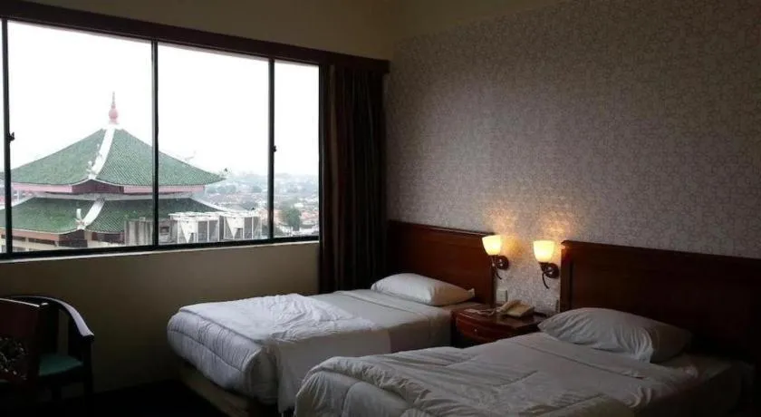 Bed in Klang Histana Hotel