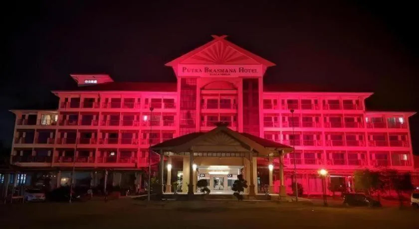 Putra Brasmana Hotel