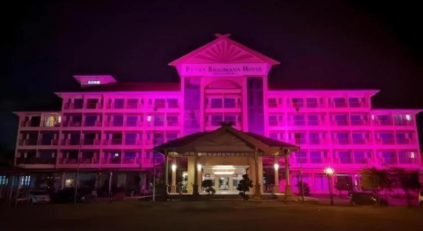 Putra Brasmana Hotel