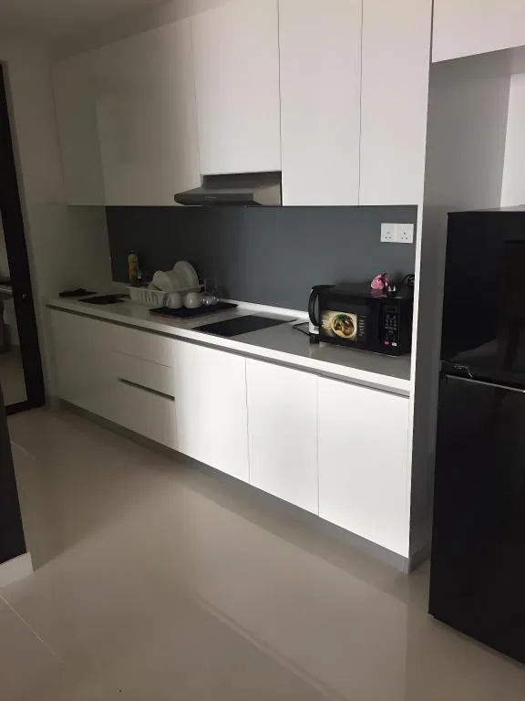 Zoom Inn Boutique Hotel by Ardens - Danga Bay