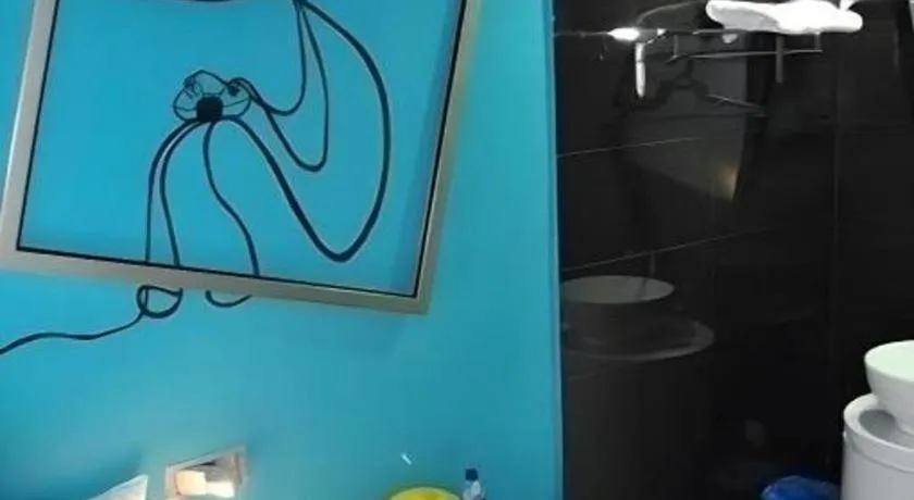 Zoom Inn Boutique Hotel by Ardens - Danga Bay