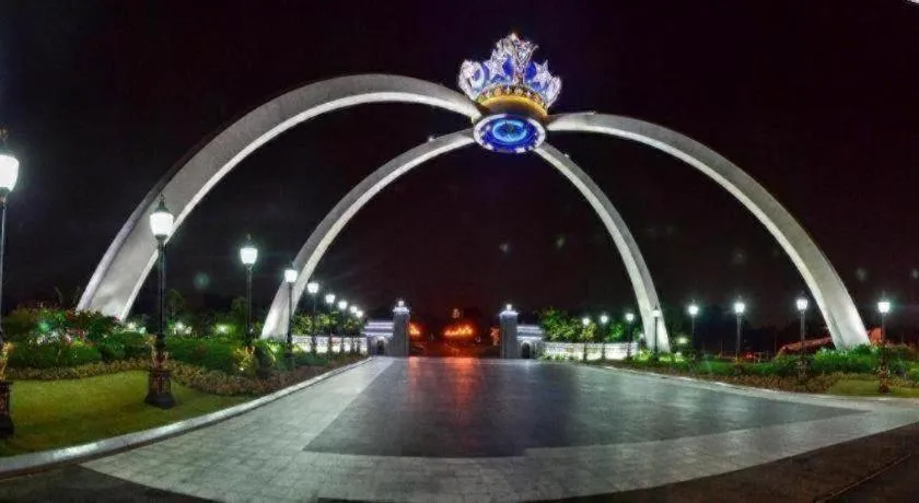 Zoom Inn Boutique Hotel by Ardens - Danga Bay