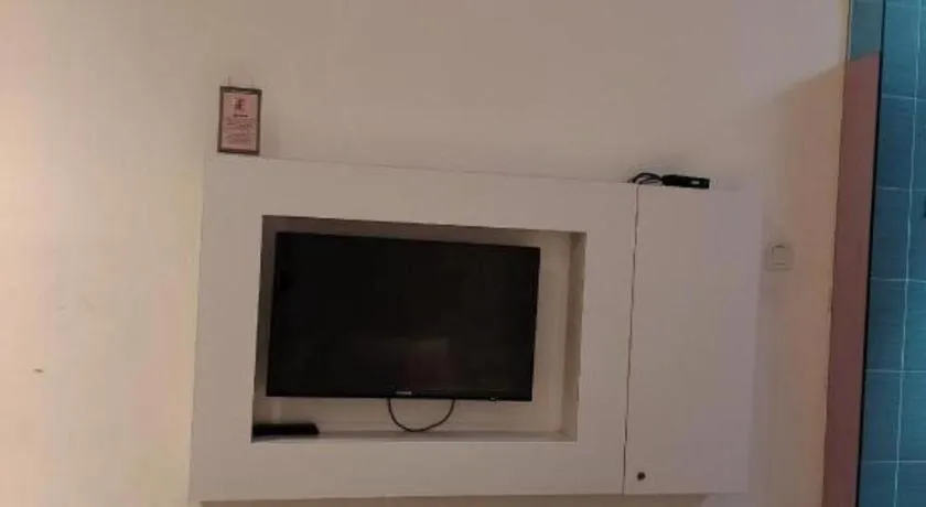 Zoom Inn Boutique Hotel by Ardens - Danga Bay