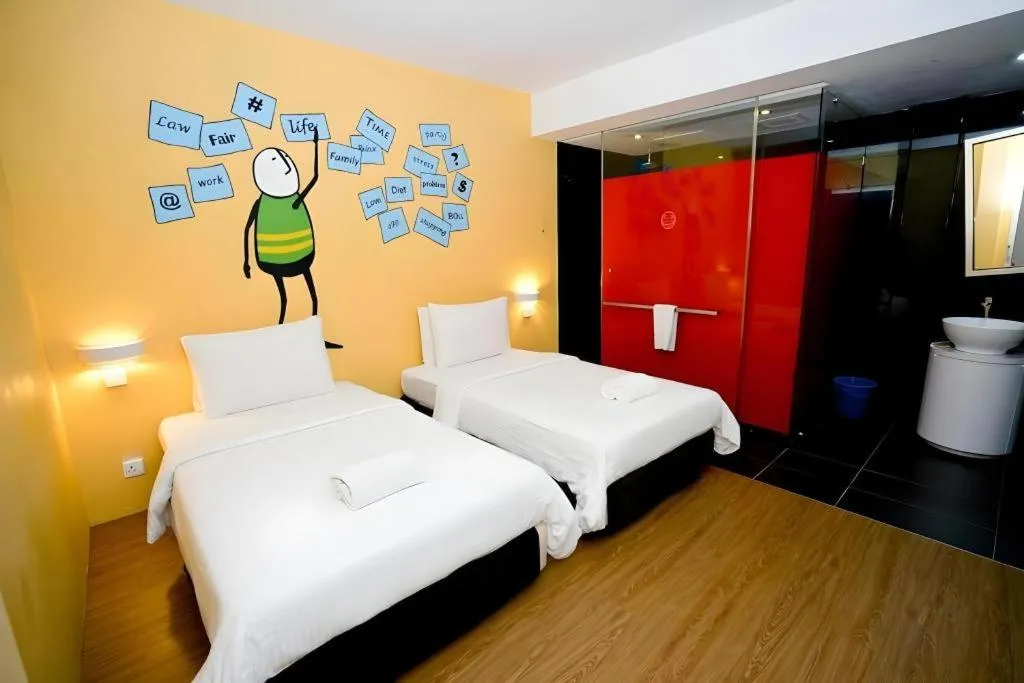 Bed in Zoom Inn Boutique Hotel by Ardens - Danga Bay